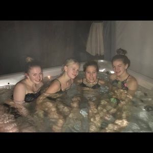 Meet your Posher, Karly